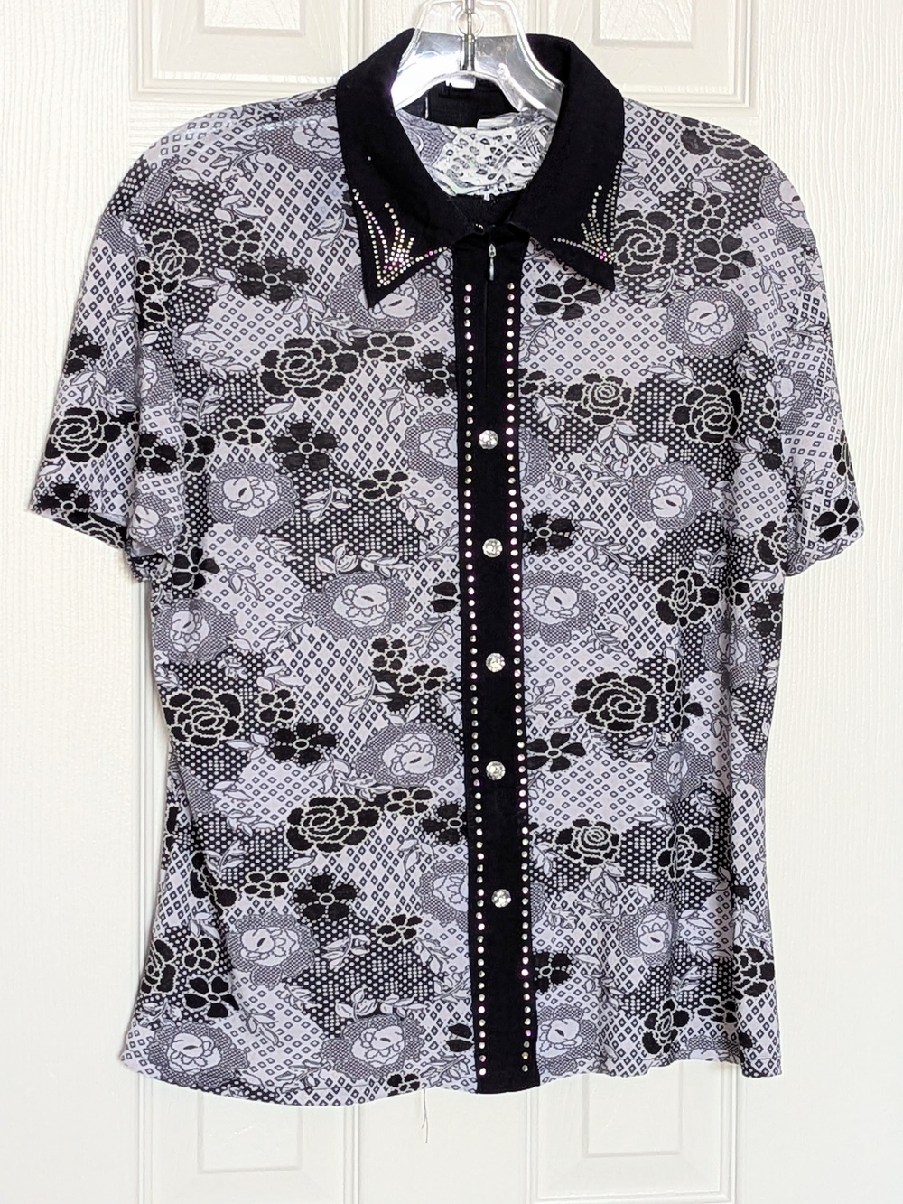 Women's Floral Short-Sleeve Collar Tee/Top w/Rhinestones & Front 1/4 Zipper